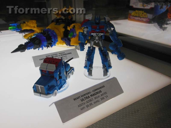 Transformers Sdcc 2013 Preview Night  (34 of 306)